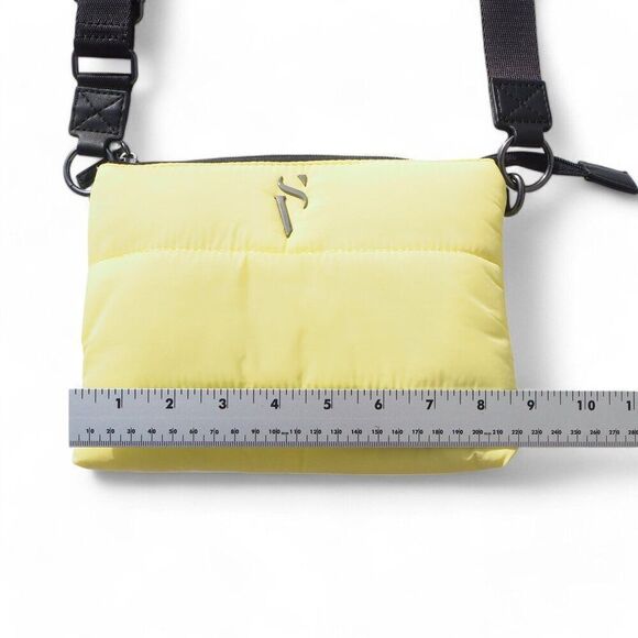 Simply Vera Vera Wang Geo Quilted Crossbody Bag "Quilted Green Believer" - Picture 10 of 10